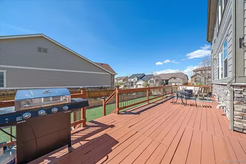 Exterior - 5925 S Kellerman Ct, Aurora, CO 80016 photo 7 of 9