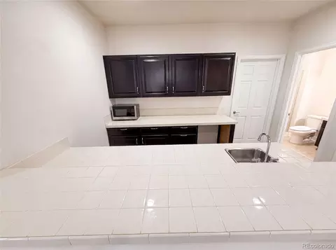 Kitchen - 22197 Easter Cir, Aurora, CO 80016 photo 7 of 7