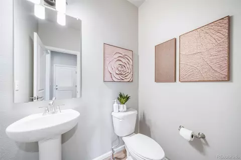 22242 E 38th Pl, Aurora, CO 80019 photo 33