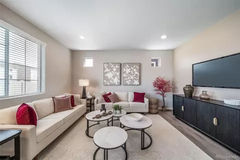22242 E 38th Pl, Aurora, CO 80019 photo 6