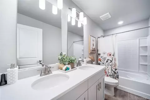 22242 E 38th Pl, Aurora, CO 80019 photo 22