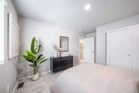 22242 E 38th Pl, Aurora, CO 80019 photo 17