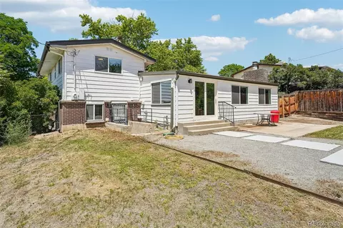 Exterior - 862 S Simms St, Lakewood, CO 80228 photo 3 of 3