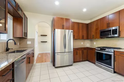 Kitchen - 3501 S Ivanhoe St, Denver, CO 80237 photo 2 of 3