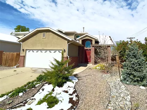 Exterior - 3501 S Ivanhoe St, Denver, CO 80237 photo 1 of 3