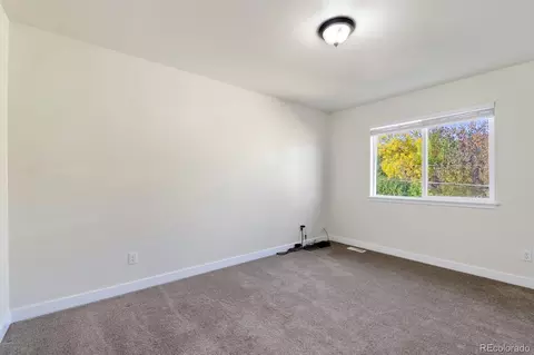 Bedroom - 3501 S Ivanhoe St, Denver, CO 80237 photo 5 of 8