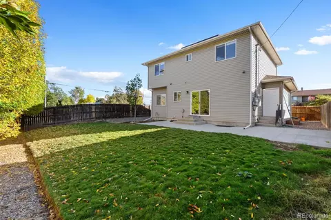 Exterior - 3501 S Ivanhoe St, Denver, CO 80237 photo 3 of 3