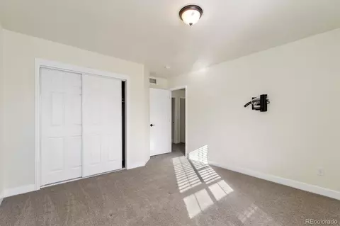 Bedroom - 3501 S Ivanhoe St, Denver, CO 80237 photo 4 of 8