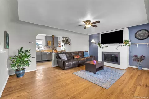 485 4th St, Bennett, CO 80102 photo 5