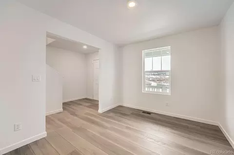 22077 E 39th Pl, Aurora, CO 80019 photo 7