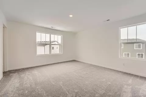 22077 E 39th Pl, Aurora, CO 80019 photo 8