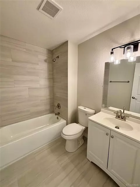20364 E Buchanan Dr, Aurora, CO 80011 photo 10