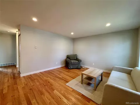 20364 E Buchanan Dr, Aurora, CO 80011 photo 4