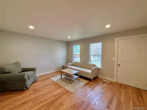 20364 E Buchanan Dr, Aurora, CO 80011 photo 2