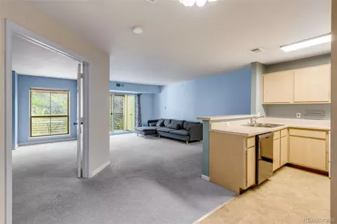 Living - 2510 Taft Dr #308, Boulder, CO 80302 photo 1 of 4