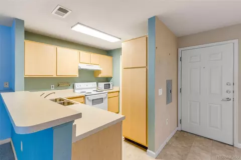 Kitchen - 2510 Taft Dr #308, Boulder, CO 80302 photo 1 of 3