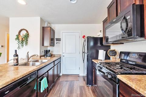 47352 Lily Ave, Bennett, CO 80102 photo 7