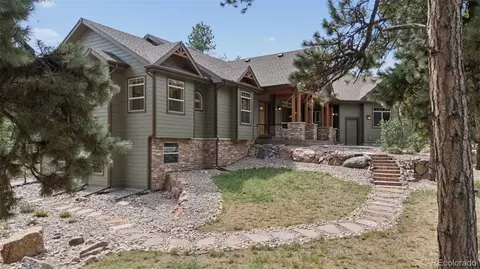 7440 Cameron Cir, Larkspur, CO 80118