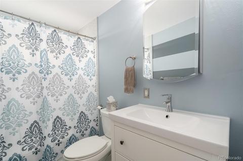 2955 Dexter St, Denver, CO 80207 photo 15