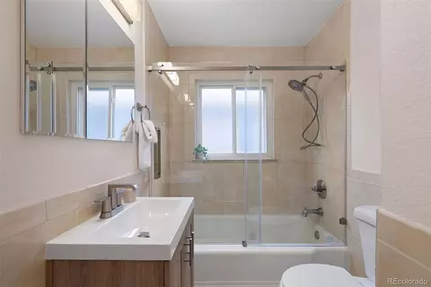 Bath - 2695 Eudora St, Denver, CO 80207 photo 2 of 2