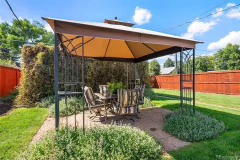 Exterior - 2695 Eudora St, Denver, CO 80207 photo 6 of 7