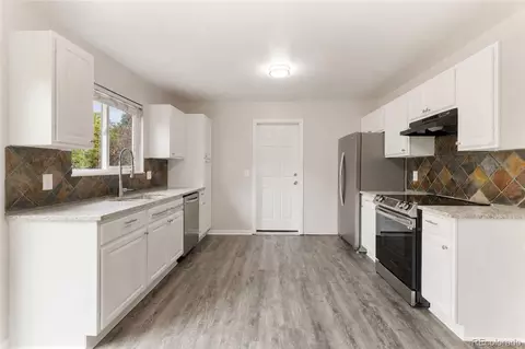 Kitchen - 16490 Evans Ave, Aurora, CO 80013 photo 1 of 3