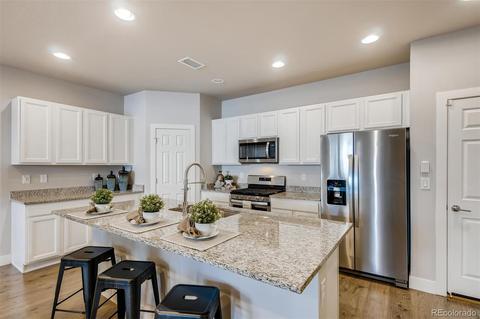 16156 E Warner Dr, Denver, CO 80239 photo 14