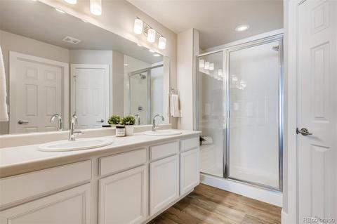 16156 E Warner Dr, Denver, CO 80239 photo 22
