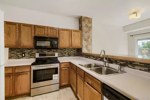 Kitchen - 12324 E 2nd Dr, Aurora, CO 80011 photo 5 of 5