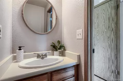 Bath - 11913 E Kepner Dr, Aurora, CO 80012 photo 1 of 4