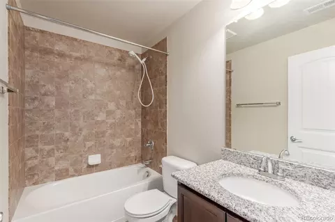 Bath - 6654 12th St, Frederick, CO 80530 photo 6 of 6