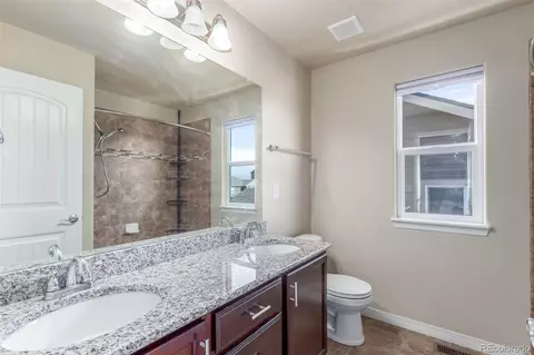 Bath - 6654 12th St, Frederick, CO 80530 photo 4 of 6