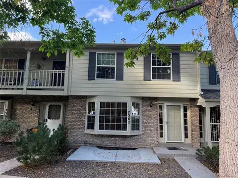 7562 S Cove Cir, Centennial, CO 80122