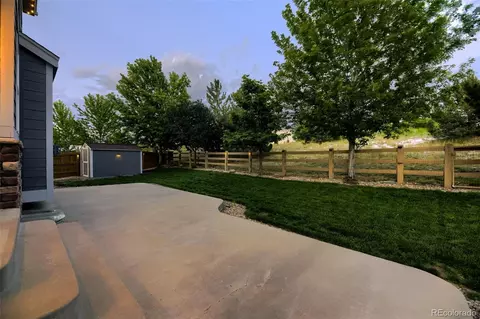 Exterior - 25200 E Arbor Pl, Aurora, CO 80016 photo 4 of 6