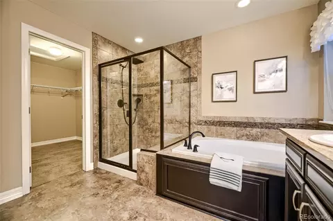 Bath - 25200 E Arbor Pl, Aurora, CO 80016 photo 3 of 5