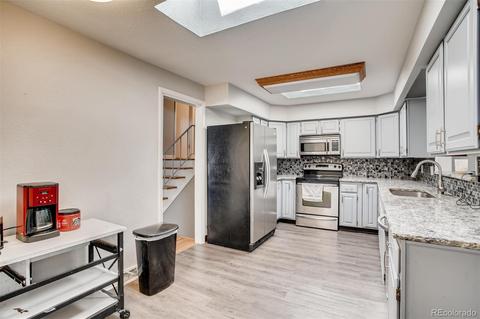 6064 Oak St, Arvada, CO 80004 photo 6