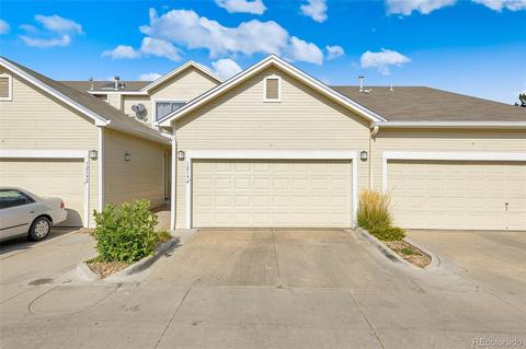 12194 E 2nd Dr, Aurora, CO 80011 photo 2