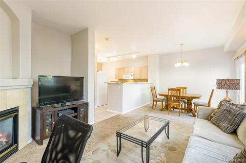 12194 E 2nd Dr, Aurora, CO 80011 photo 6