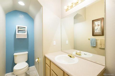 12194 E 2nd Dr, Aurora, CO 80011 photo 14