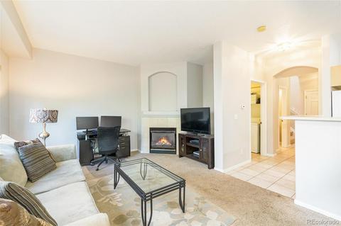 12194 E 2nd Dr, Aurora, CO 80011 photo 5