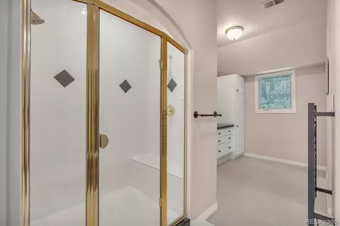 Bath - 2417 E Cedar Ave, Denver, CO 80209 photo 4 of 7