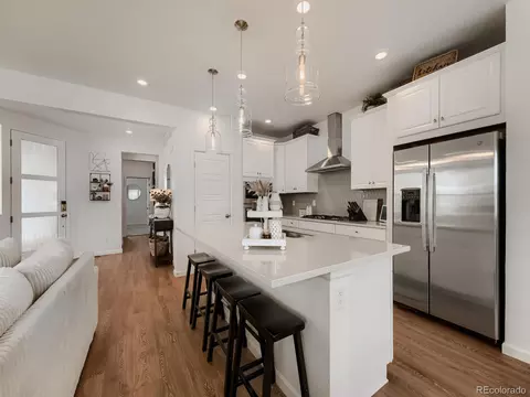 Kitchen - 23966 E River Front Dr, Aurora, CO 80019 photo 4 of 4
