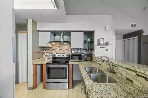 13824 E Lehigh Ave #B, Aurora, CO 80014 photo 11