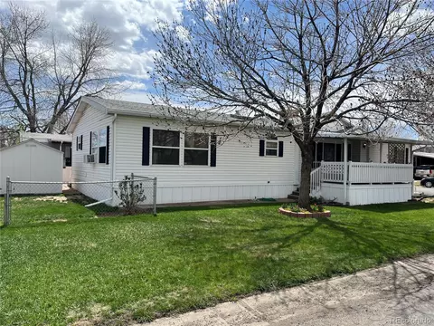 1952 Carson St, Aurora, CO 80011