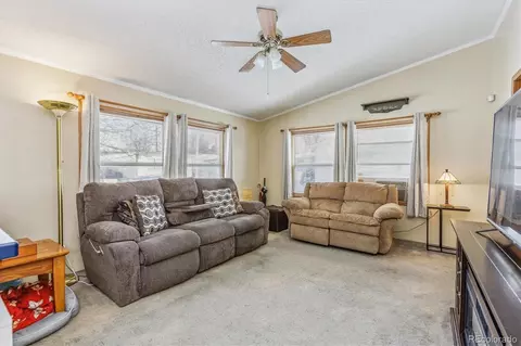 1952 Carson St, Aurora, CO 80011 photo 18