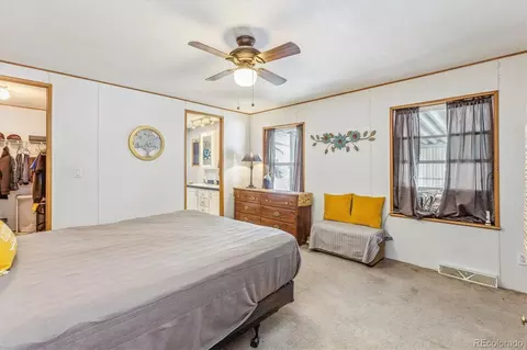 1952 Carson St, Aurora, CO 80011 photo 21