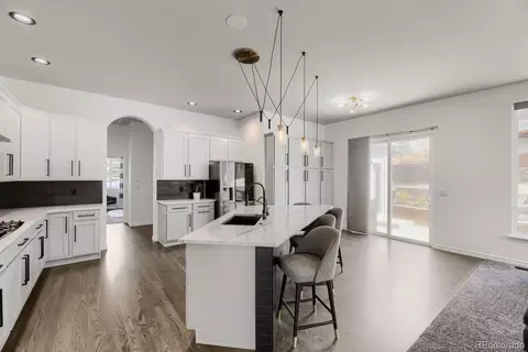 1872 Graphite Ct, Castle Rock, CO 80108