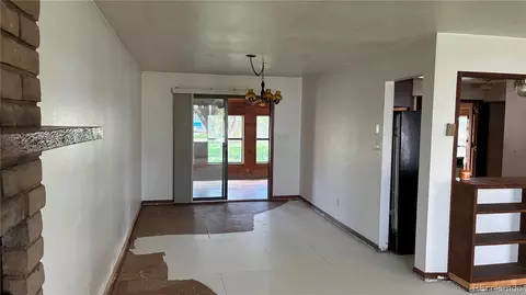 Living - 1718 Rolling Rd, Cortez, CO 81321 photo 3 of 7