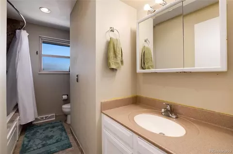 1905 E Davies Pl, Centennial, CO 80122 photo 31