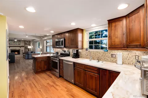 1905 E Davies Pl, Centennial, CO 80122 photo 14